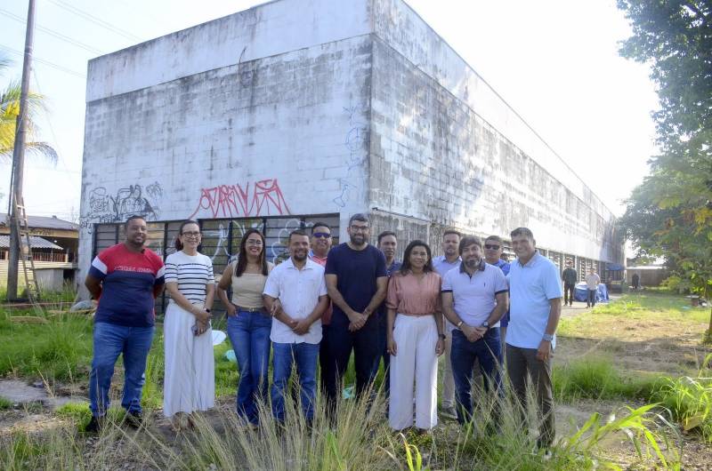 O prédio que entrará em obras fica na arterial 5B com a Av. Dom Vicente Zico