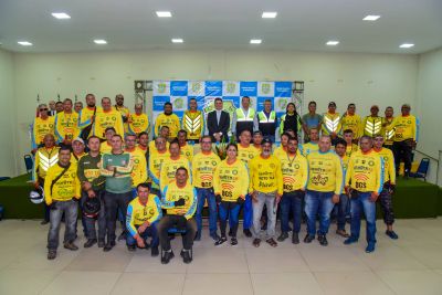 SEMUTRAN participa de audiência pública com os mototáxis de Ananindeua