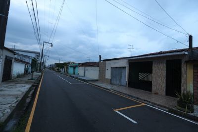 Prefeitura entrega mais uma rua no bairro do Coqueiro