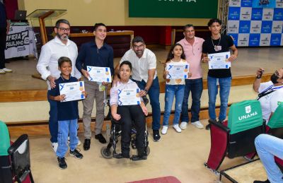Atletas de Ananindeua recebem homenagem da Prefeitura