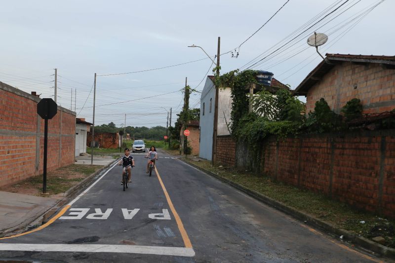 Inauguração de ruas pavimentadas do residencial Hokkaido no bairro de Águas Brancas