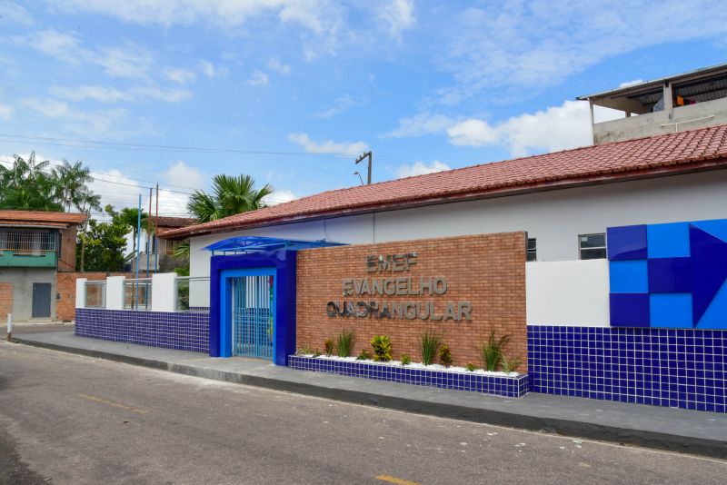 Inauguração da EMEF Evangelho Quadrangular no bairro Águas Lindas