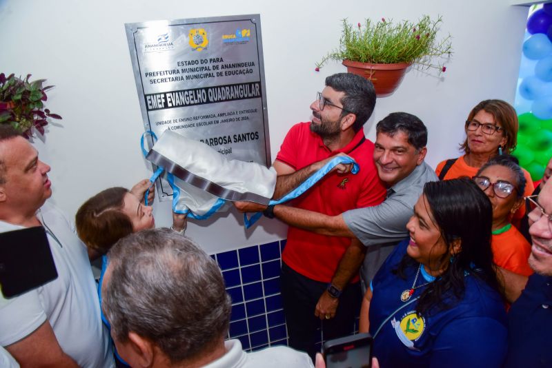 Inauguração da EMEF Evangelho Quadrangular no bairro Águas Lindas