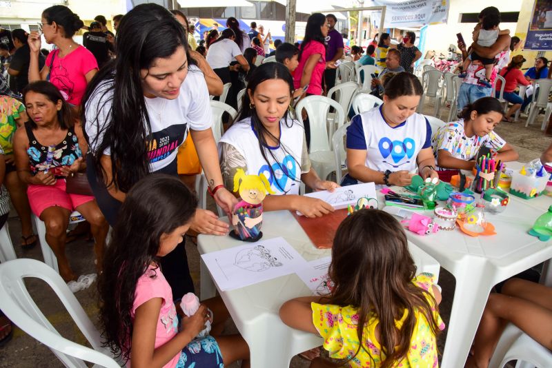 Programa Prefeitura em Movimento na feira do Francisquinho no bairro do Jaderlândia