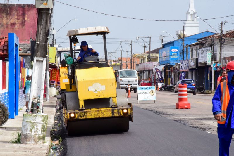 Obras de recapeamento Asfáltico na rua da Providência na Cidade Nova