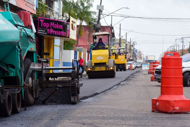 Obras de recapeamento Asfáltico na rua da Providência na Cidade Nova
