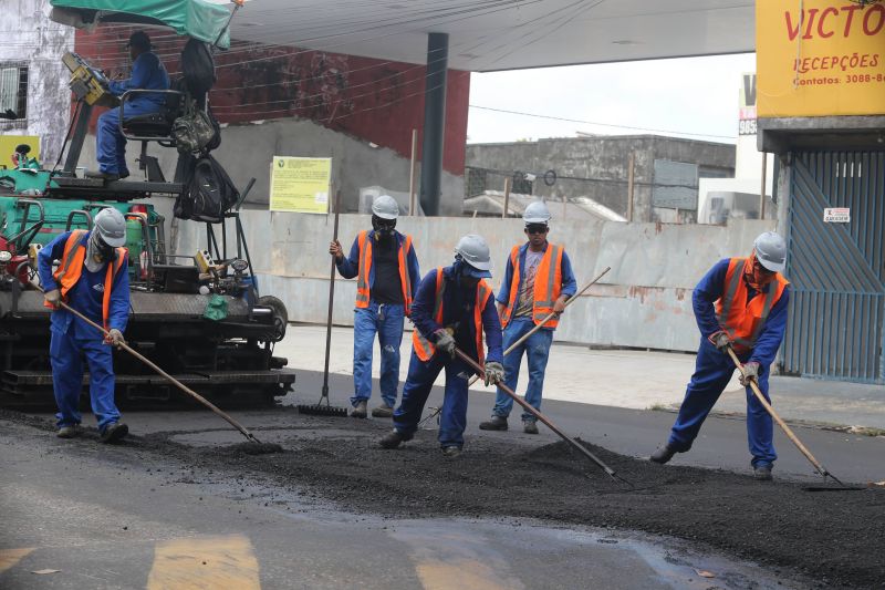 Pavimentação asfáltica da rua Providência na Cidade Nova VIII