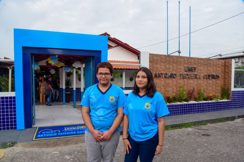 Inauguração da EMEF Antônio Teixeira Gueiros no conjunto Stelio Maroja no bairro Coqueiro