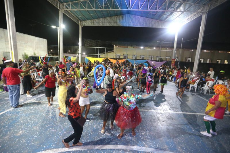 Baile de Máscara da Terceira Idade CRAS Estrela Ananin bairro de Águas Lindas