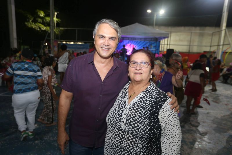 Baile de Máscara da Terceira Idade CRAS Estrela Ananin bairro de Águas Lindas