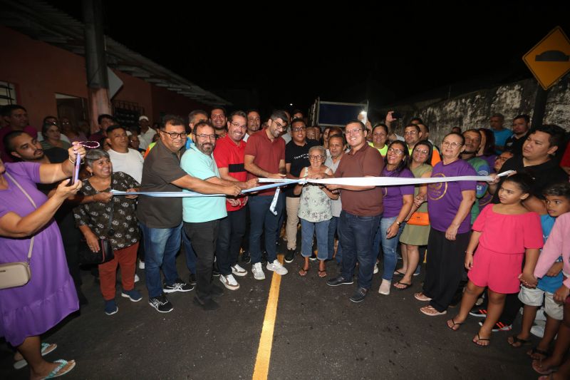 Inauguração de ruas pavimentadas na Cidade Nova Vlll no bairro Coqueiro