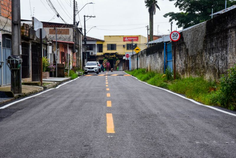 Inauguração de ruas pavimentadas na Cidade Nova Vlll no bairro Coqueiro