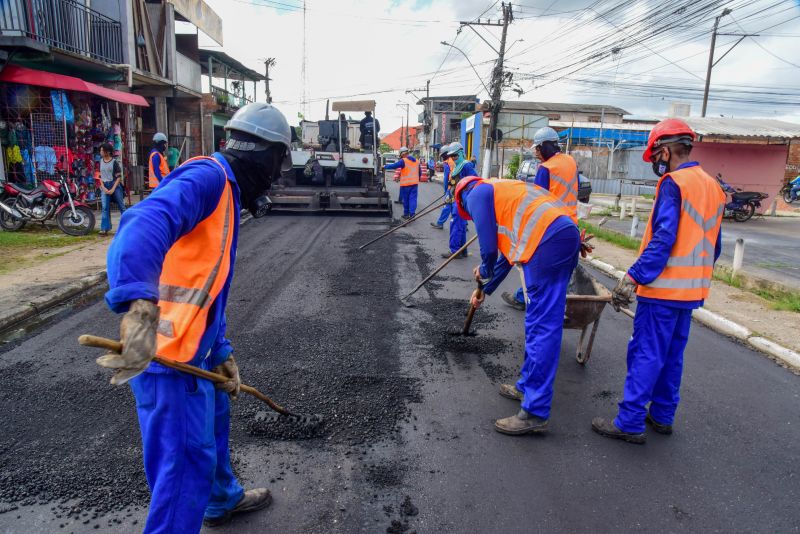 Recapeamento asfáltico na rua São Benedito, no bairro Jaderlândia