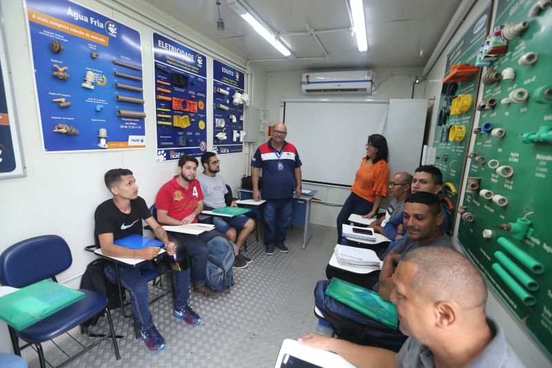 Curso Profissionalizante de Eletricista Predial parceria Senai e Semcat