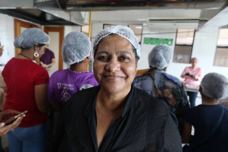 Oficina de chocolate para a páscoa na Unama