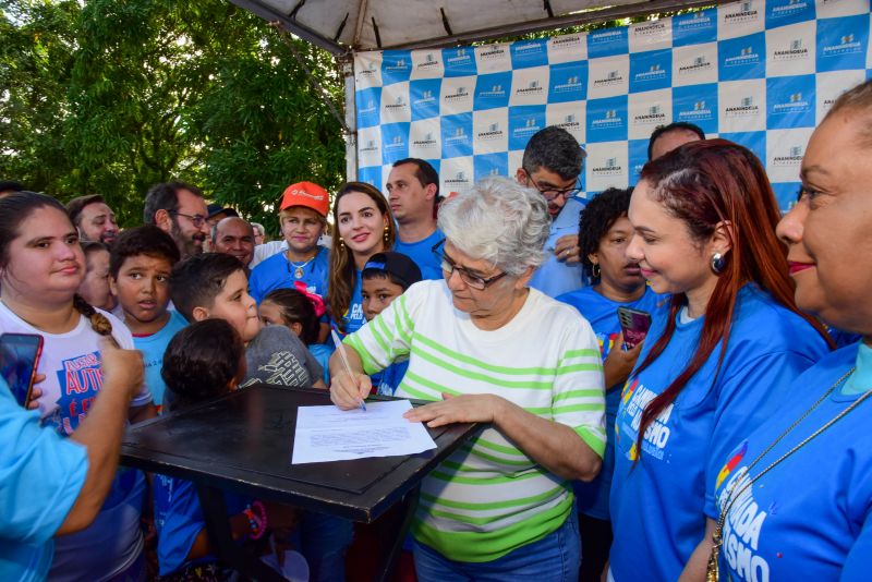 Assinatura de ordem de serviço para construção do Centro de Atenção Psicossocial Infantil - CAPSI