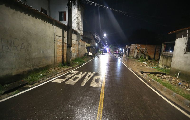 Inauguração de ruas pavimentadas na comunidade Dom Bosco  no bairro de Águas Brancas