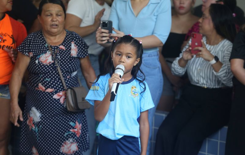 Inauguração da Unidade de Educação Infantil Bem Viver no Bairro do Aurá.
