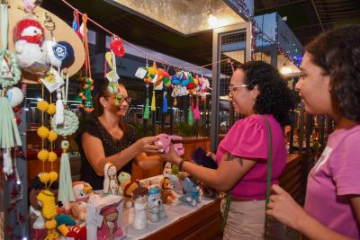 Feira do Artesanato oferece qualificação através de oficina de crochê