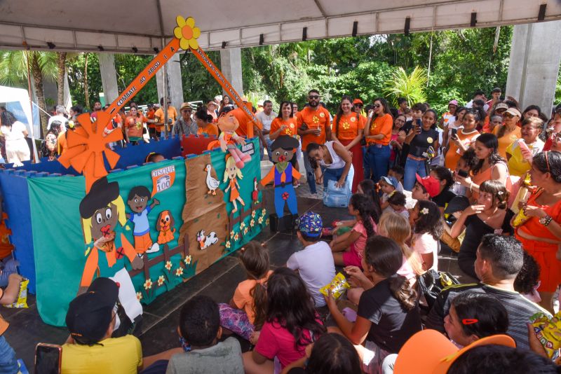 Faça bonito vai ao parque com o Maio Laranja