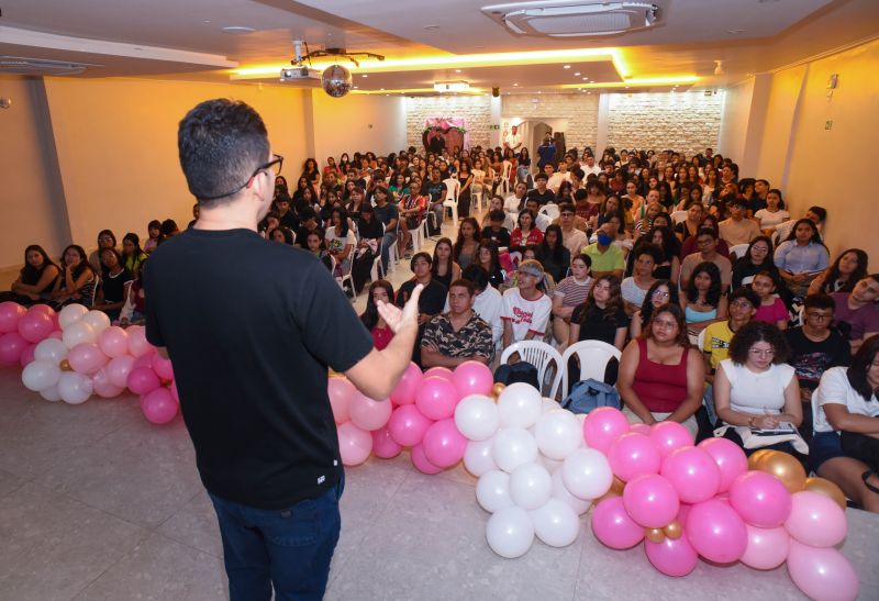 Palestra COP 30 no Colégio Intelectual na Cidade Nova