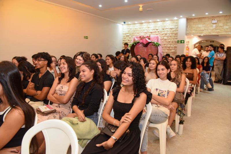 Palestra COP 30 no Colégio Intelectual na Cidade Nova