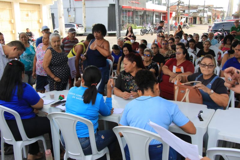Fila Zero na Policlínica do Paar