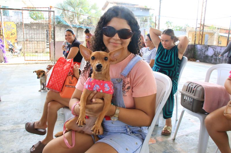 Ação Vet Ananin ao lado do CRAS 40H