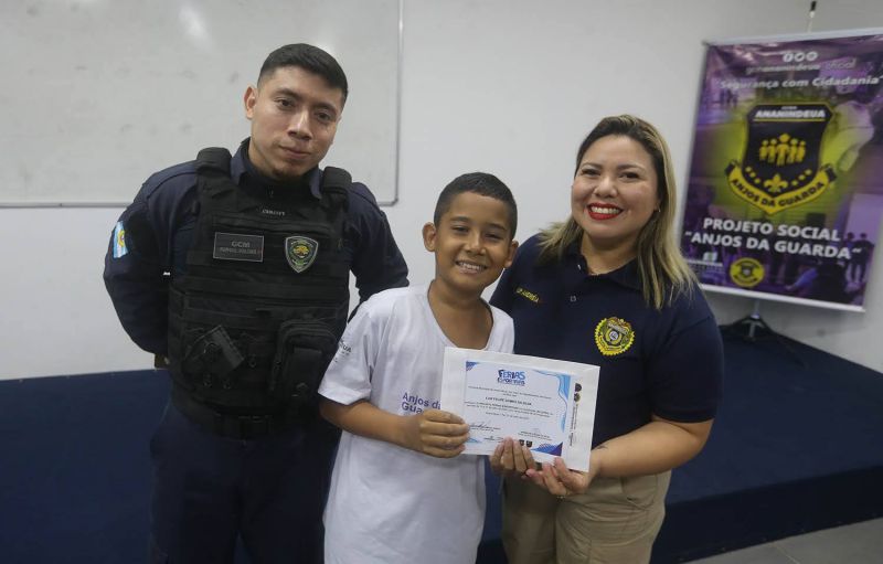 Encerramento da colônia de férias com Policia Municipal