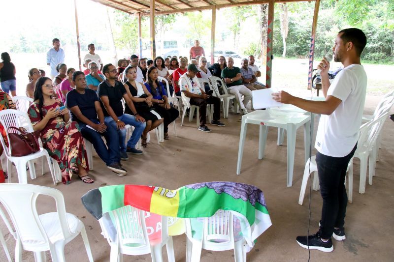 Pré-Conferência municipal de desenvolvimento rural sustentável de Ananindeua na sede do AMPQUA na comunidade do Quilombo do Abacatal
