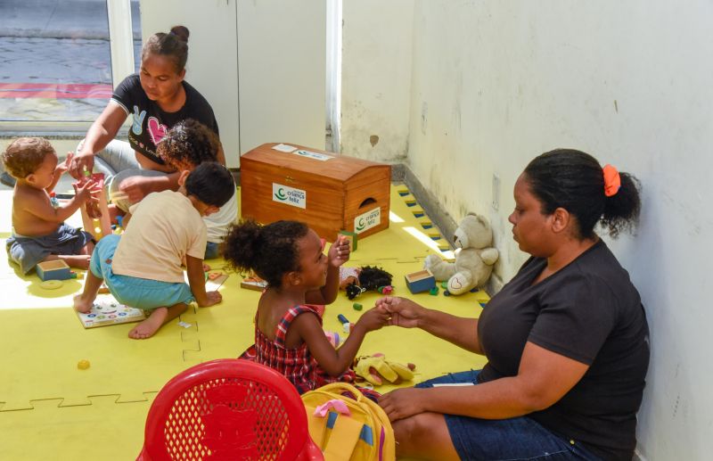 Ação agosto dourado no CRAS Estrela Ananin no conjunto Júlia Seffer