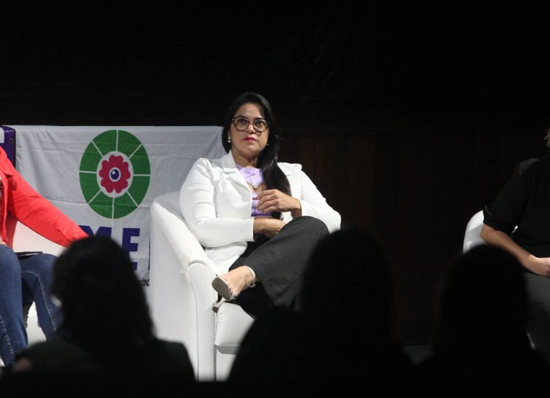 Cine Maria da Penha e Agosto Lilás no teatro Municipal