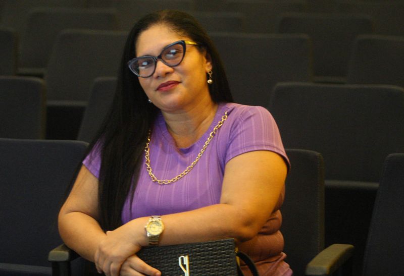 Cine Maria da Penha e Agosto Lilás no teatro Municipal