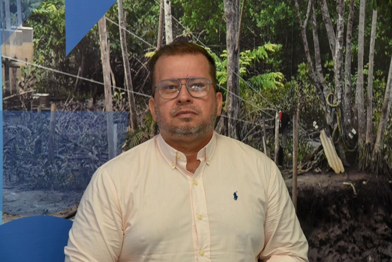 Lançamento da revista Práxis