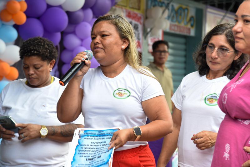 Entrega do Selo Açaí Bom Que Só na feira da Cidade Nova 4