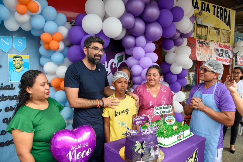 Entrega do Selo Açaí Bom Que Só na feira da Cidade Nova 4