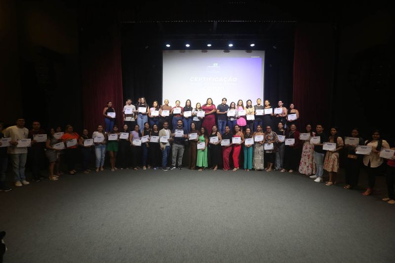 Entrega de Certificados EAD COP 30 e Palestra com jornalista Henrique Bezerra
