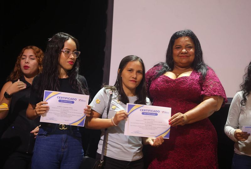 Entrega de Certificados EAD COP 30 e Palestra com jornalista Henrique Bezerra