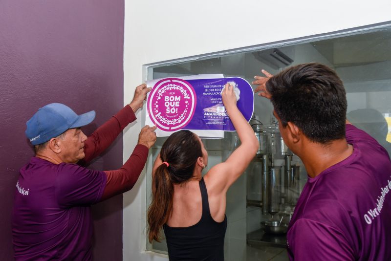 Entrega do Selo Açaí Bom Que Só no Açaí Metrópole na avenida Mário Covas