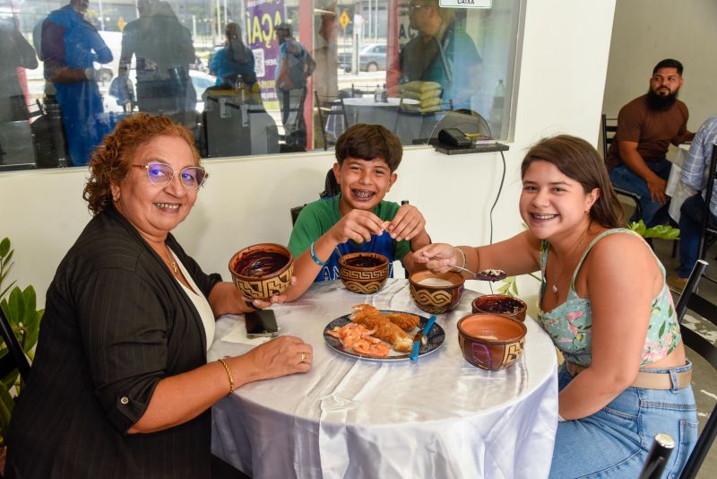 Entrega do Selo Açaí Bom Que Só no Açaí Metrópole na avenida Mário Covas
