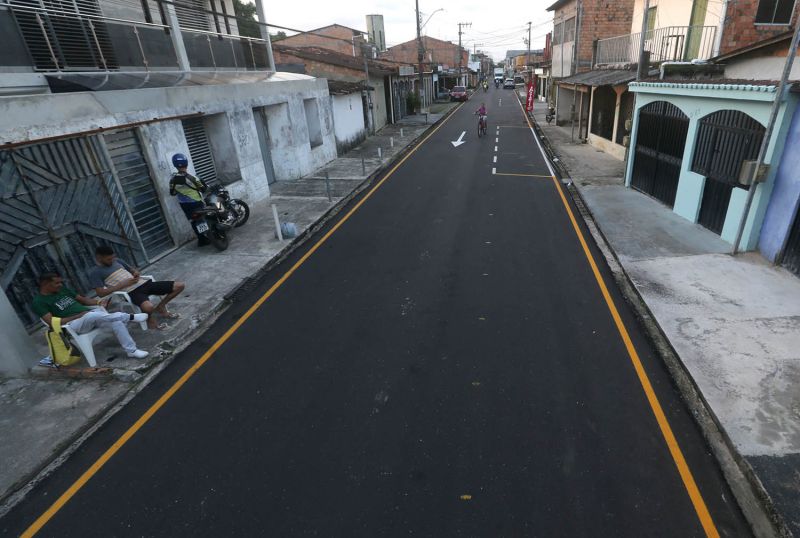 Inauguração de ruas pavimentadas no bairro da Guanabara