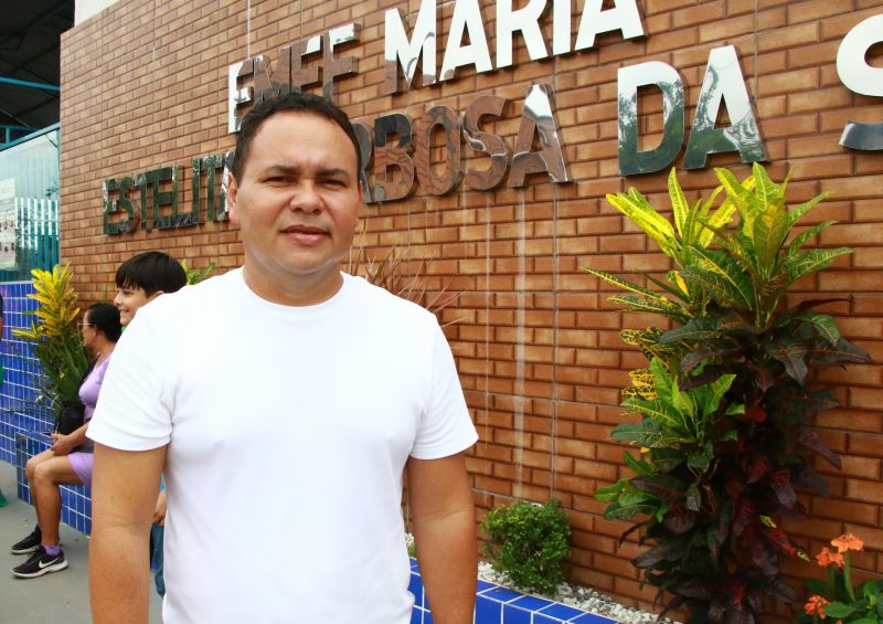 Desfile das escolas alusivo ao dia da Independência na EMEF Maria Estelita