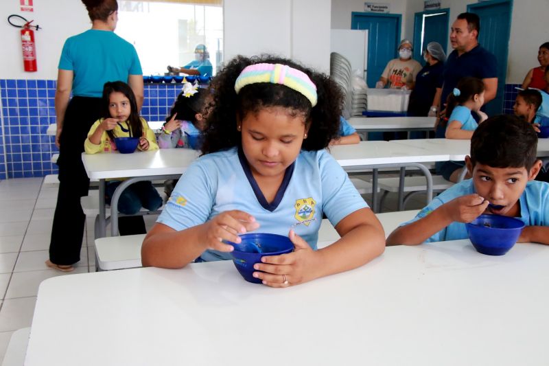 Tá na Hora da Merenda na EMEF Maria Estelita