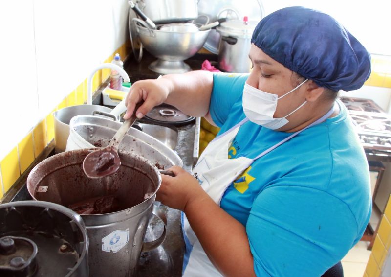 Tá na Hora da Merenda na EMEF Maria Estelita
