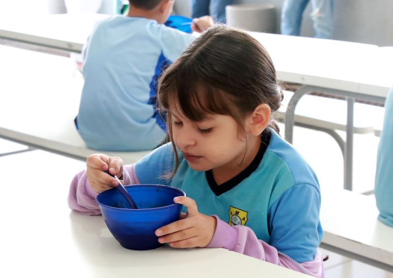 Tá na Hora da Merenda na EMEF Maria Estelita