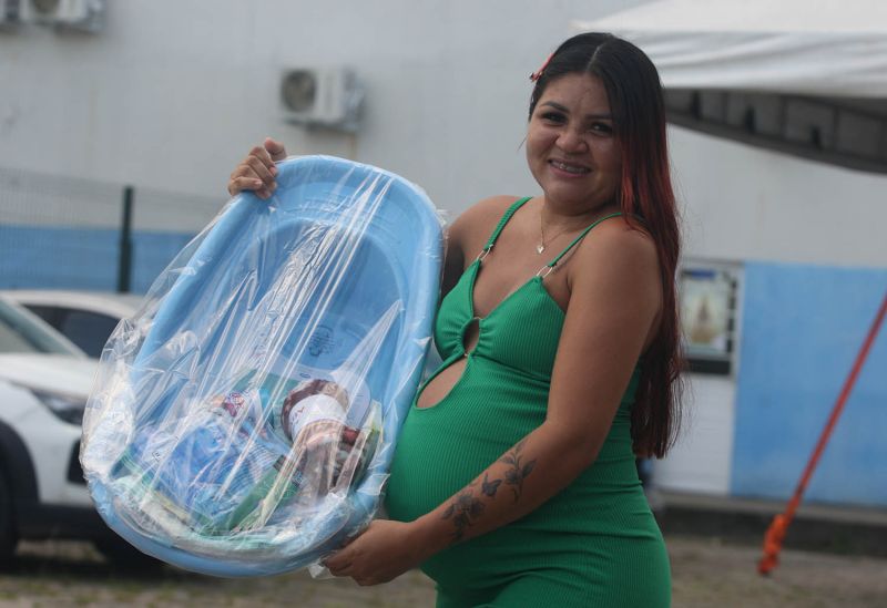 Ação comunitária em alusão Primeira Infância