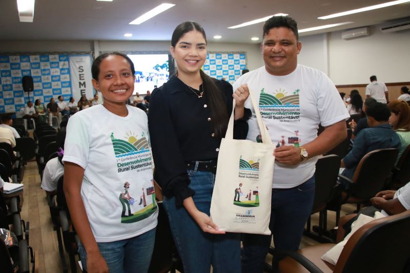 Conferência Municipal de Meio Ambiente no auditório da SEMED