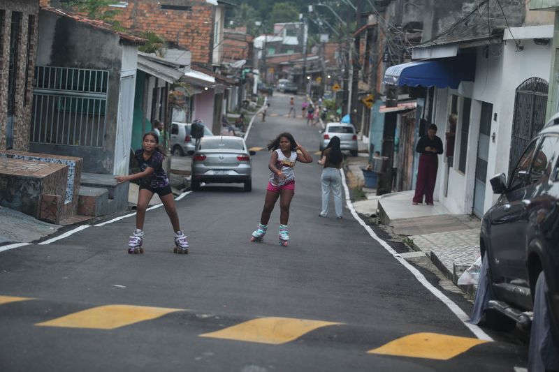 Inauguração de ruas pavimentadas na comunidade Dom Bosco no bairro Júlia Seffer
