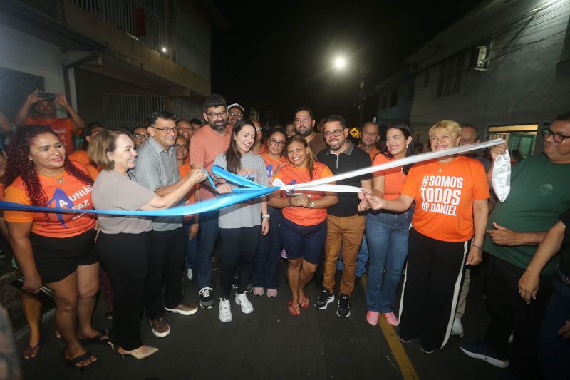Inauguração de ruas pavimentadas na comunidade Dom Bosco no bairro Júlia Seffer
