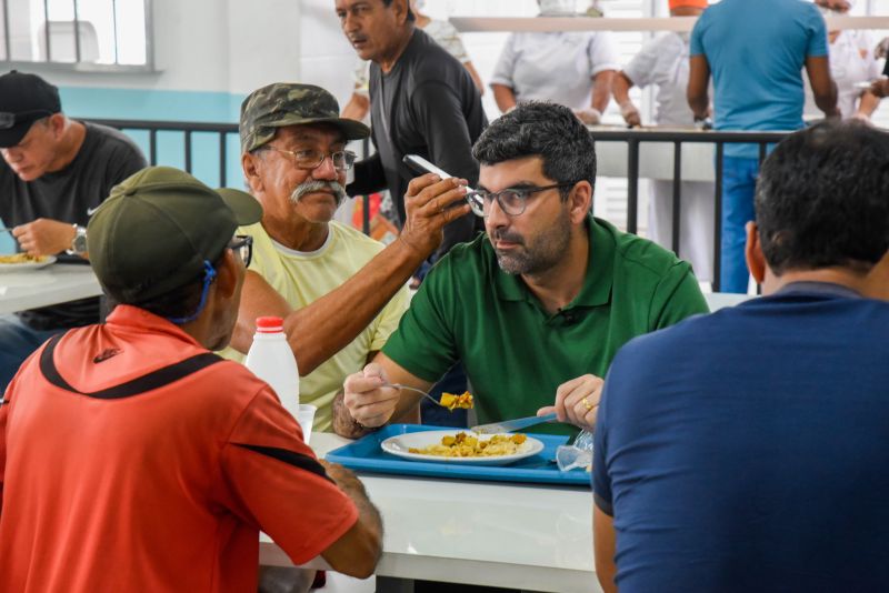 Almoço no Restaurante Popular
